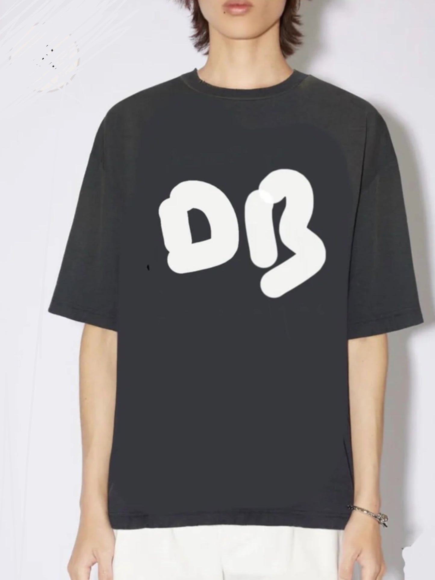 DB | Bold