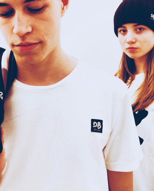 DB woven label | t shirt