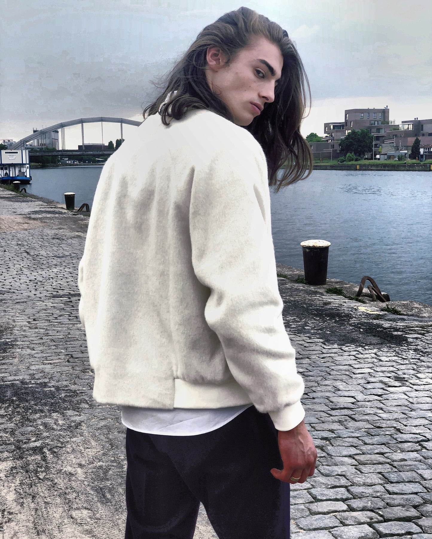 Bomber wool x inside art